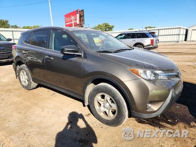 Czwarte zdjęcie samochodu z boku: 2015 TOYOTA RAV4 LE VIN:JTMBFREV5FD137260 - miniatura
