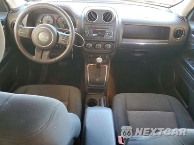 Zdjęcie 8 z 13 samochodu: 2013 JEEP PATRIOT LATITUDE VIN:1C4NJPFA3DD250990 - miniatura