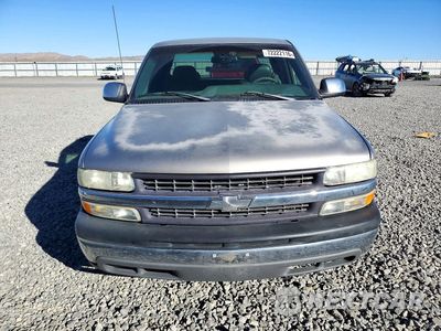 Piąte zdjęcie samochodu w środku: 2000 CHEVROLET SILVERADO C1500 VIN:1GCEC19T2YZ238715 - miniatura