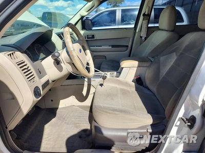 Zdjęcie 7 z 12 samochodu: 2010 FORD ESCAPE XLT VIN:1FMCU9D70AKB43626 - miniatura