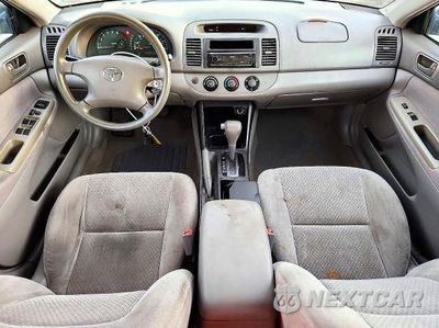 Zdjęcie 8 z 13 samochodu: 2002 TOYOTA CAMRY LE VIN:4T1BE32K62U619056 - miniatura