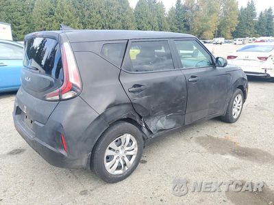 Trzecie zdjęcie samochodu z tyłu: 2023 KIA SOUL LX VIN:KNDJ23AU2P7871131 - miniatura