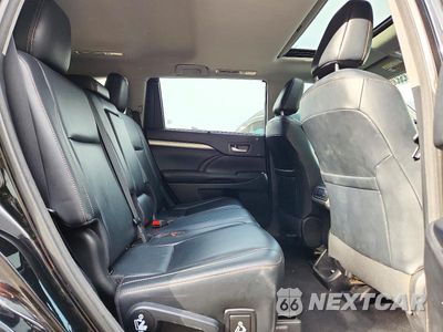 Zdjęcie 11 z 14 samochodu: 2018 TOYOTA HIGHLANDER XLE VIN:5TDJZRFH3JS885482 - miniatura