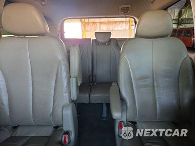 Zdjęcie 10 z 13 samochodu: 2011 KIA SEDONA EX VIN:KNDMH4C72B6372899 - miniatura