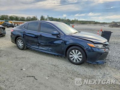 Czwarte zdjęcie samochodu z boku: 2019 TOYOTA CAMRY L VIN:4T1B11HK9KU802667 - miniatura