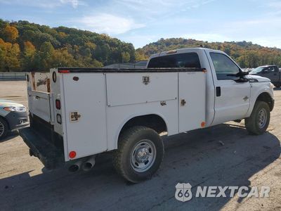 Trzecie zdjęcie samochodu z tyłu: 2011 FORD F250 SUPER DUTY VIN:1FDBF2AT5BEC63520 - miniatura