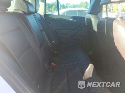 Zdjęcie 11 z 13 samochodu: 2016 VOLKSWAGEN TIGUAN S VIN:WVGAV7AX4GW589874 - miniatura
