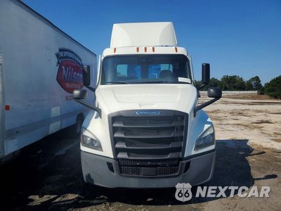 Piąte zdjęcie samochodu w środku: 2021 FREIGHTLINER CASCADIA 126 SEMI TRUCK VIN:3AKJHLDV2MDMT6388 - miniatura