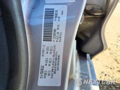 Zdjęcie 12 z 12 samochodu: 2015 CHRYSLER 200 LIMITED VIN:1C3CCCAB5FN700893 - miniatura