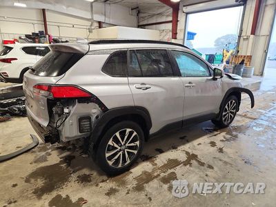 Trzecie zdjęcie samochodu z tyłu: 2024 TOYOTA COROLLA CROSS XLE VIN:7MUDAABG9RV094913 - miniatura