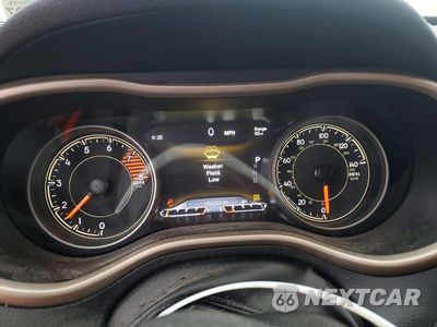 Zdjęcie 9 z 13 samochodu: 2018 JEEP CHEROKEE LIMITED VIN:1C4PJMDX0JD610467 - miniatura