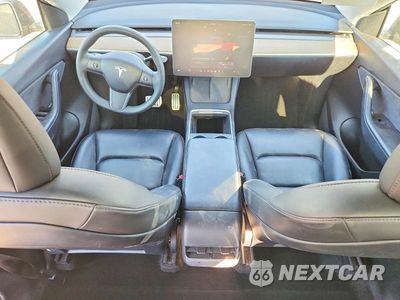 Zdjęcie 8 z 13 samochodu: 2022 TESLA MODEL Y VIN:7SAYGDEF6NF408100 - miniatura