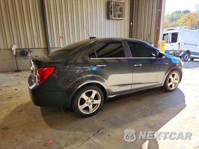 Trzecie zdjęcie samochodu z tyłu: 2015 CHEVROLET SONIC LTZ VIN:1G1JE5SB4F4110464 - miniatura