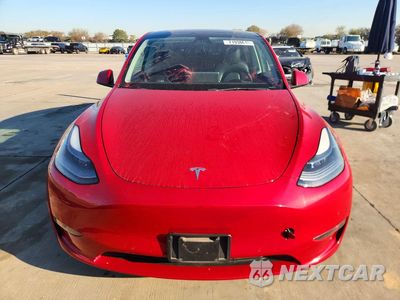 Piąte zdjęcie samochodu w środku: 2021 TESLA MODEL Y VIN:5YJYGDEFXMF269424 - miniatura