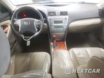 Zdjęcie 8 z 12 samochodu: 2008 TOYOTA CAMRY XLE V6 VIN:4T1BK46KX8U064601 - miniatura