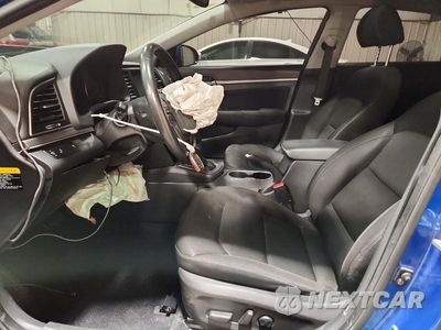 Zdjęcie 7 z 13 samochodu: 2017 HYUNDAI ELANTRA VALUE EDITION VIN:KMHD84LF8HU302296 - miniatura