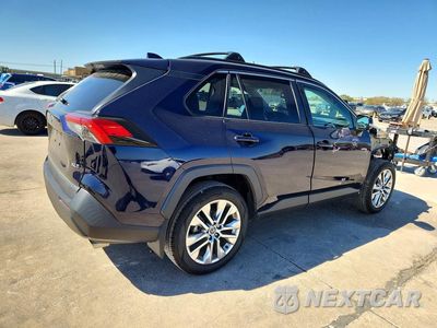 Trzecie zdjęcie samochodu z tyłu: 2020 TOYOTA RAV4 XLE PREMIUM VIN:2T3C1RFV6LW086173 - miniatura