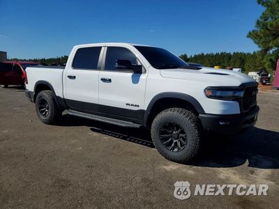 Czwarte zdjęcie samochodu z boku: 2025 RAM 1500 REBEL VIN:1C6SRFLP4SN699530 - miniatura