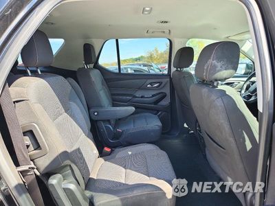 Zdjęcie 11 z 13 samochodu: 2018 CHEVROLET TRAVERSE LT VIN:1GNERGKW5JJ129800 - miniatura