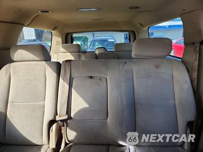 Zdjęcie 10 z 13 samochodu: 2008 CHEVROLET SUBURBAN C1500 LS VIN:3GNFC16028G243368 - miniatura