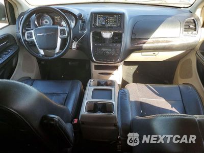 Zdjęcie 8 z 13 samochodu: 2014 CHRYSLER TOWN & COUNTRY TOURING VIN:2C4RC1BG3ER300305 - miniatura