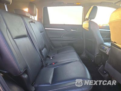 Zdjęcie 11 z 14 samochodu: 2017 TOYOTA HIGHLANDER XLE VIN:5TDJZRFHXHS468421 - miniatura