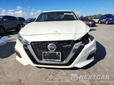 Piąte zdjęcie samochodu w środku: 2019 NISSAN ALTIMA VIN:1N4BL4BV8KC243014 - miniatura