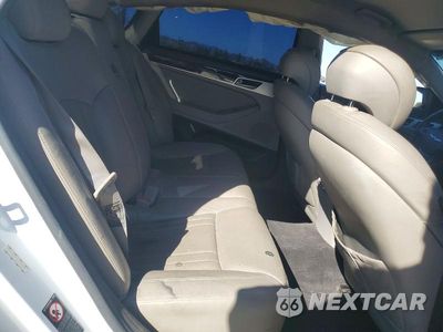 Zdjęcie 10 z 13 samochodu: 2017 GENESIS G80 3.8 VIN:KMHGN4JE3HU178406 - miniatura