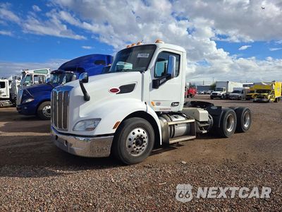 2019 PETERBILT 579 SEMI TRUCK 1XPBDP9X0KD630519 - główne zdjęcie licytacji z USA - miniatura