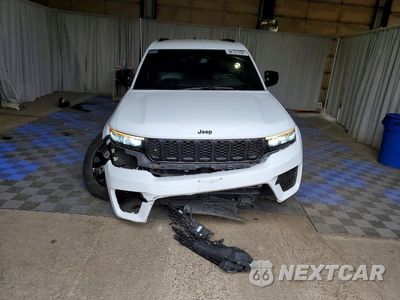 Piąte zdjęcie samochodu w środku: 2024 JEEP GRAND CHEROKEE LAREDO VIN:1C4RJHAG7R8535016 - miniatura