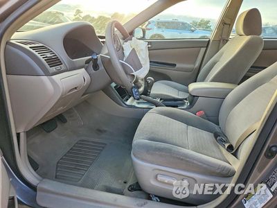 Zdjęcie 7 z 12 samochodu: 2006 TOYOTA CAMRY LE VIN:4T1BE32K16U748831 - miniatura