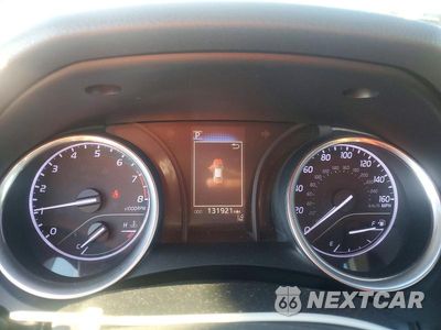 Zdjęcie 9 z 12 samochodu: 2018 TOYOTA CAMRY SE VIN:4T1B11HK4JU597337 - miniatura