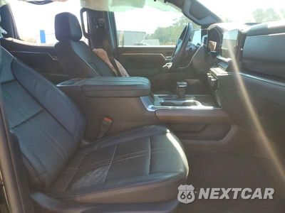Zdjęcie 7 z 12 samochodu: 2025 CHEVROLET SILVERADO K1500 HIGH COUNTRY VIN:1GCUKJE84SZ238609 - miniatura