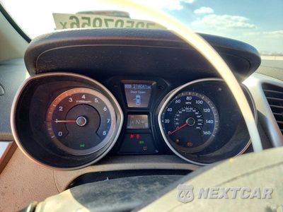 Zdjęcie 9 z 12 samochodu: 2013 HYUNDAI ELANTRA GT BASE VIN:KMHD35LEXDU155226 - miniatura