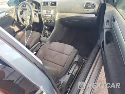 Zdjęcie 8 z 12 samochodu: 2010 VOLKSWAGEN GOLF VIN:WVWAB7AJ0AW425263 - miniatura