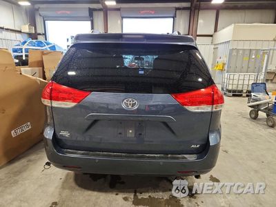 Zdjęcie 6 z 13 samochodu: 2014 TOYOTA SIENNA XLE 8-PASSENGER VIN:5TDYK3DC0ES472108 - miniatura