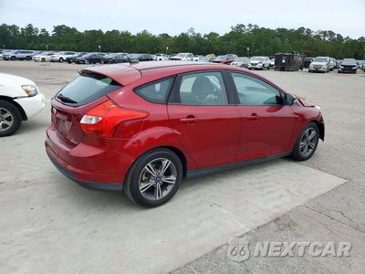 Trzecie zdjęcie samochodu z tyłu: 2014 FORD FOCUS SE VIN:1FADP3K27EL268830 - miniatura