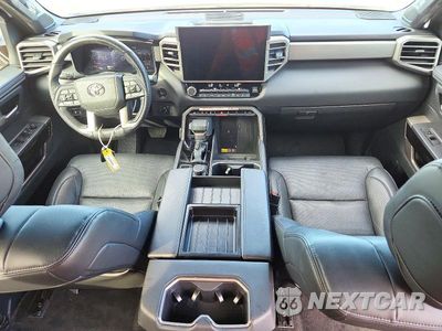 Zdjęcie 8 z 13 samochodu: 2025 TOYOTA TUNDRA CREWMAX LIMITED VIN:5TFJA5DB4SX264066 - miniatura