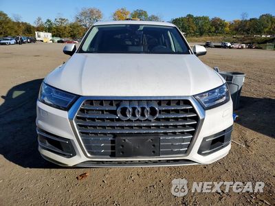 Piąte zdjęcie samochodu w środku: 2018 AUDI Q7 PREMIUM PLUS VIN:WA1LAAF78JD045051 - miniatura