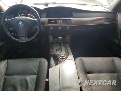 Zdjęcie 8 z 12 samochodu: 2006 BMW 530 XI VIN:WBANF73526CU19282 - miniatura
