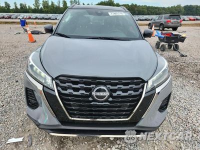 Piąte zdjęcie samochodu w środku: 2024 NISSAN KICKS SR VIN:3N1CP5DV4RL507708 - miniatura