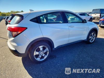 Trzecie zdjęcie samochodu z tyłu: 2017 HONDA HR-V LX VIN:3CZRU6H39HM703158 - miniatura