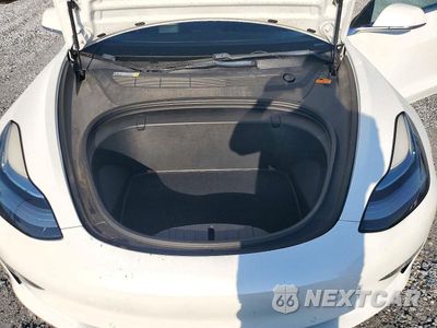 Zdjęcie 11 z 12 samochodu: 2018 TESLA MODEL 3 VIN:5YJ3E1EA4JF038811 - miniatura