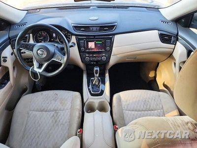 Zdjęcie 8 z 13 samochodu: 2018 NISSAN ROGUE SV VIN:5N1AT2MT6JC849217 - miniatura