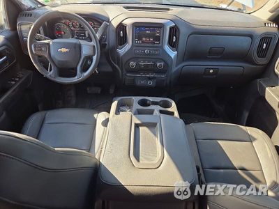 Zdjęcie 8 z 12 samochodu: 2020 CHEVROLET SILVERADO C1500 VIN:1GCRWAEH3LZ110762 - miniatura