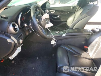 Zdjęcie 7 z 12 samochodu: 2017 MERCEDES-BENZ C 300 4MATIC VIN:WDDWF4KB9HR259839 - miniatura