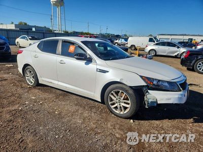 Czwarte zdjęcie samochodu z boku: 2011 KIA OPTIMA LX VIN:KNAGM4A79B5081752 - miniatura