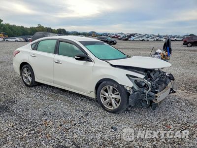 Czwarte zdjęcie samochodu z boku: 2015 NISSAN ALTIMA 2.5 SV VIN:1N4AL3AP2FC122056 - miniatura