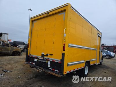 Trzecie zdjęcie samochodu z tyłu: 2023 GMC SAVANA BOX TRUCK VIN:7GZ37TC72PN003243 - miniatura