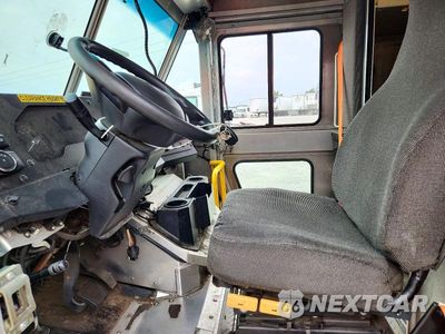 Zdjęcie 7 z 12 samochodu: 2021 FORD F59 DELIVERY TRUCK VIN:1F65F5KNXM0A04883 - miniatura